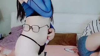 阅房网售楼部上班的女同事发消息去厕所接受内射【完整版65分钟已上传简 介】