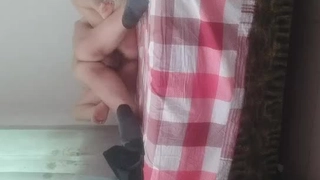 高允真喝酒了硬不起来美女自摸到高潮。叫声超刺激。
