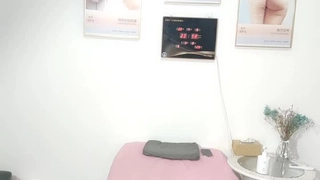 50分钟操哭19岁的长腿小姐姐