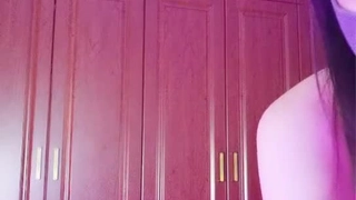少女继兄妹在派对环境中有了第一次性经历