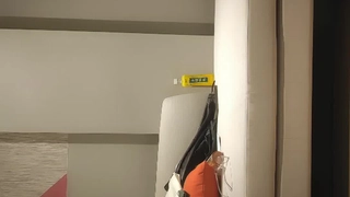 开始了! 大奶私拍野模尔兰与摄影师超大尺度互动视频