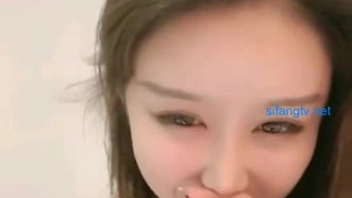 【AI画质增强】2022-04-15【哥现在只是个传说】高端极品，甜美型大奶小姐姐