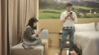 暗夜突围实录04年刚破处学妹捆绑体操服（视频下.面简.介可约.此女）
